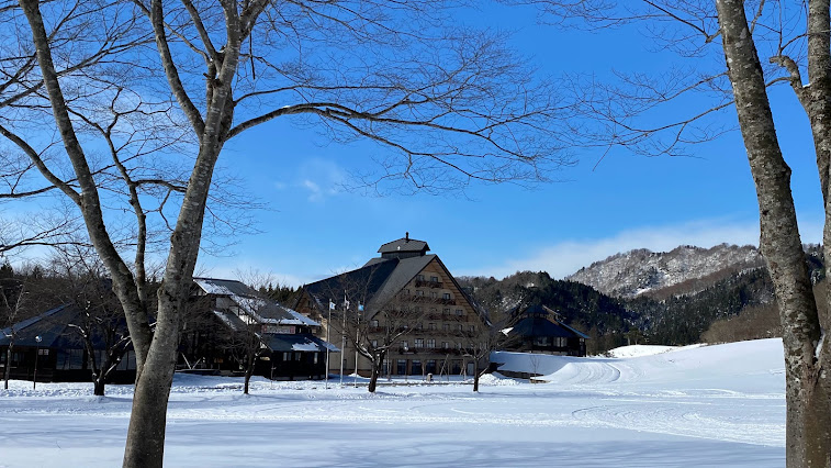 冬のホテル・スキー場直結です。
