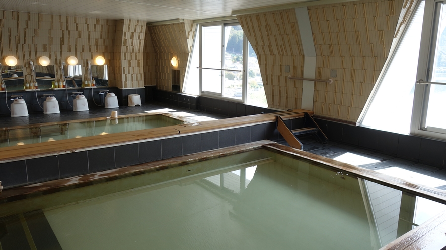 Ａ館７階展望風呂の一例
