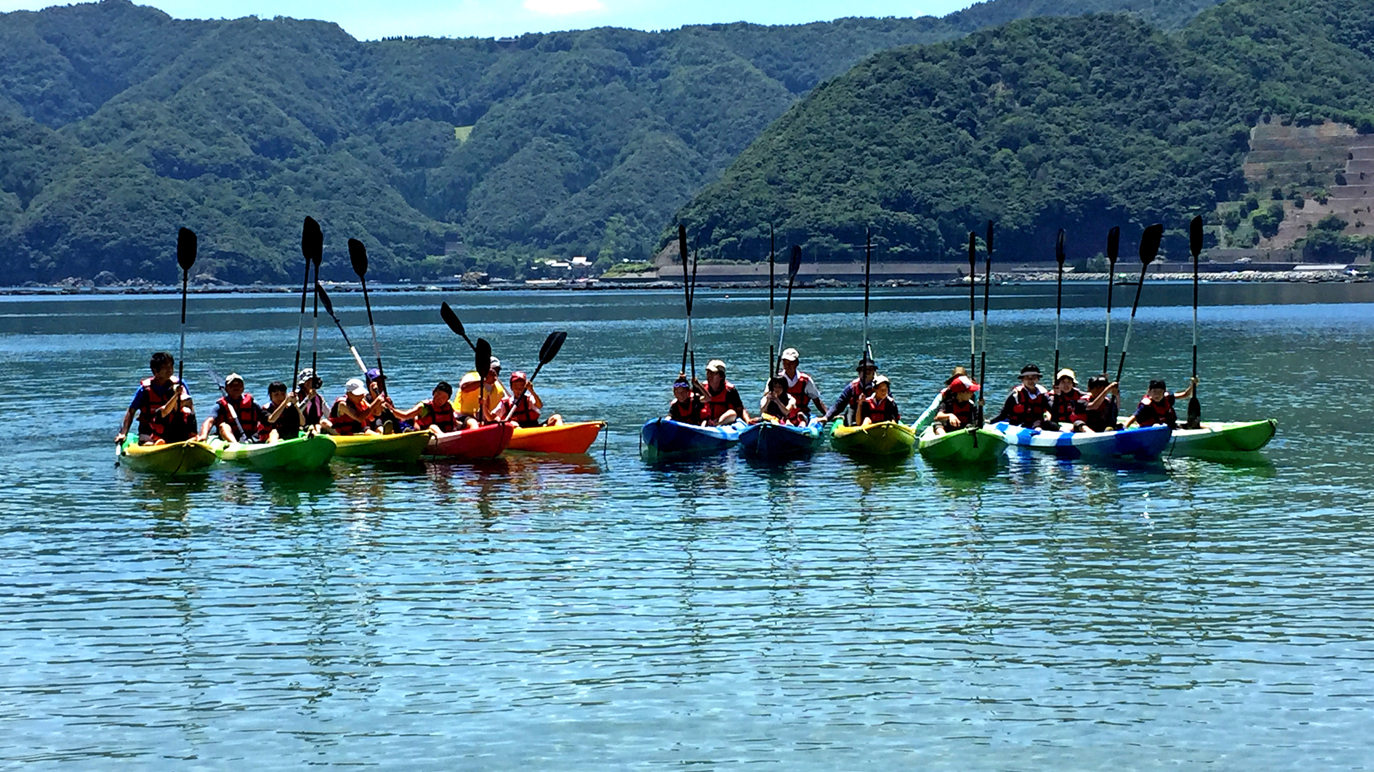 カヤックで気分爽快！爽やかな潮風を受け若狭湾の魅力を満喫♪