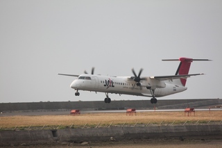 JAC　DHC-8-Q４００型機