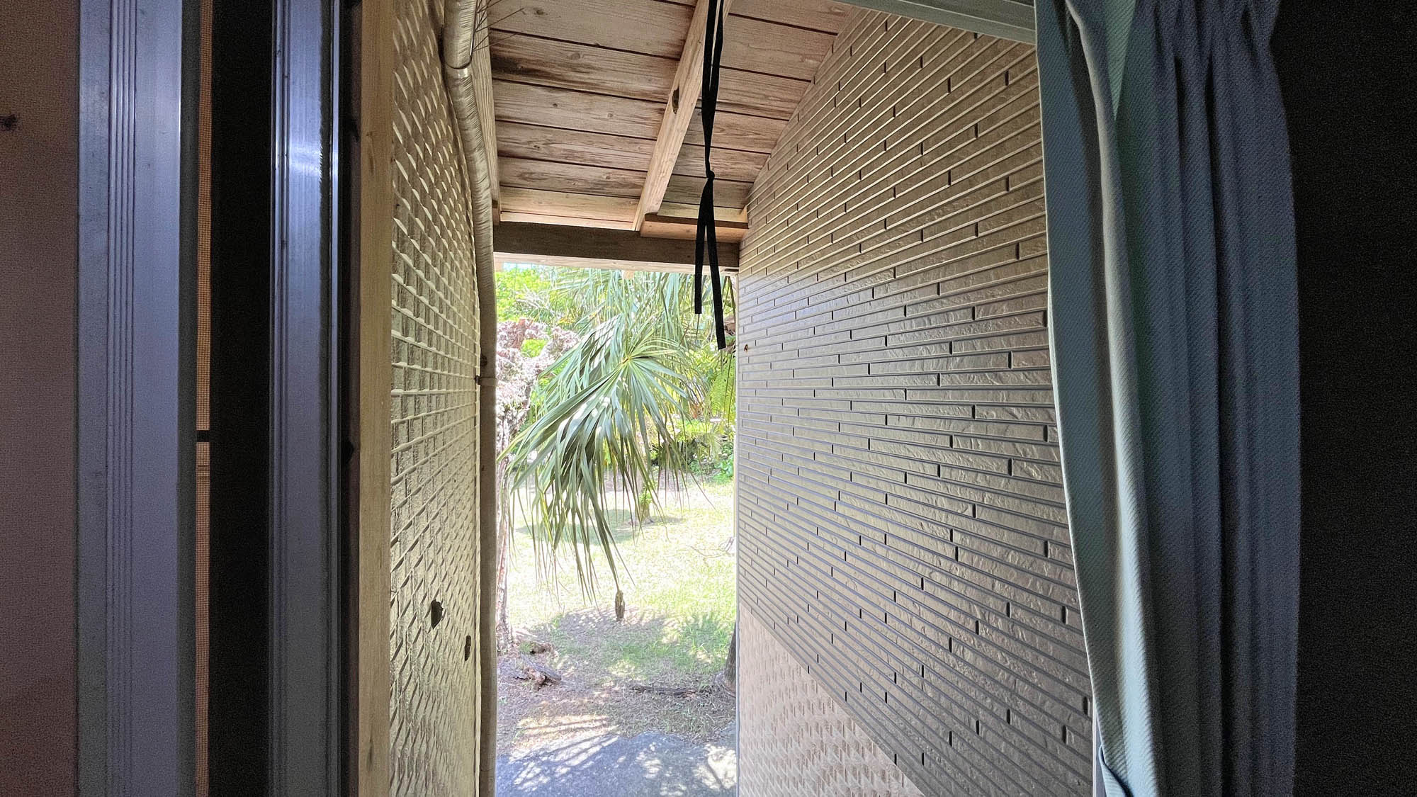 【和室6畳】お部屋で洗濯ものも干せます