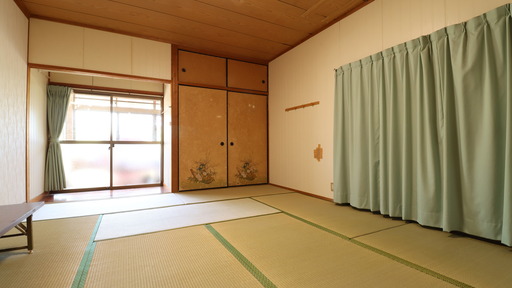 【和室10畳】グループやファミリーにおすすめの10畳和室