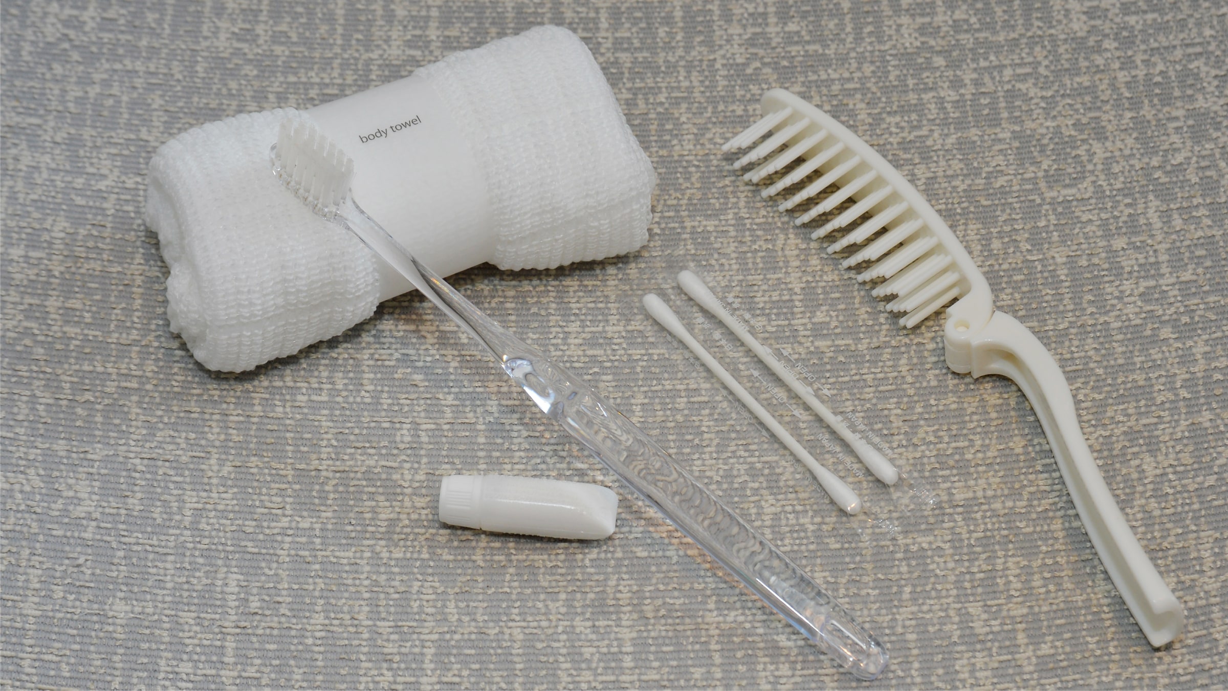 【客室】充実したアメニティをお部屋にご用意しております