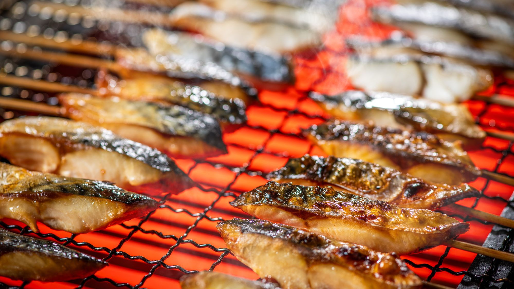 【宿オススメ！】ライブキッチンで焼きたて提供！地元の干物串焼き・金目づくしついた約60種類ビュッフェ