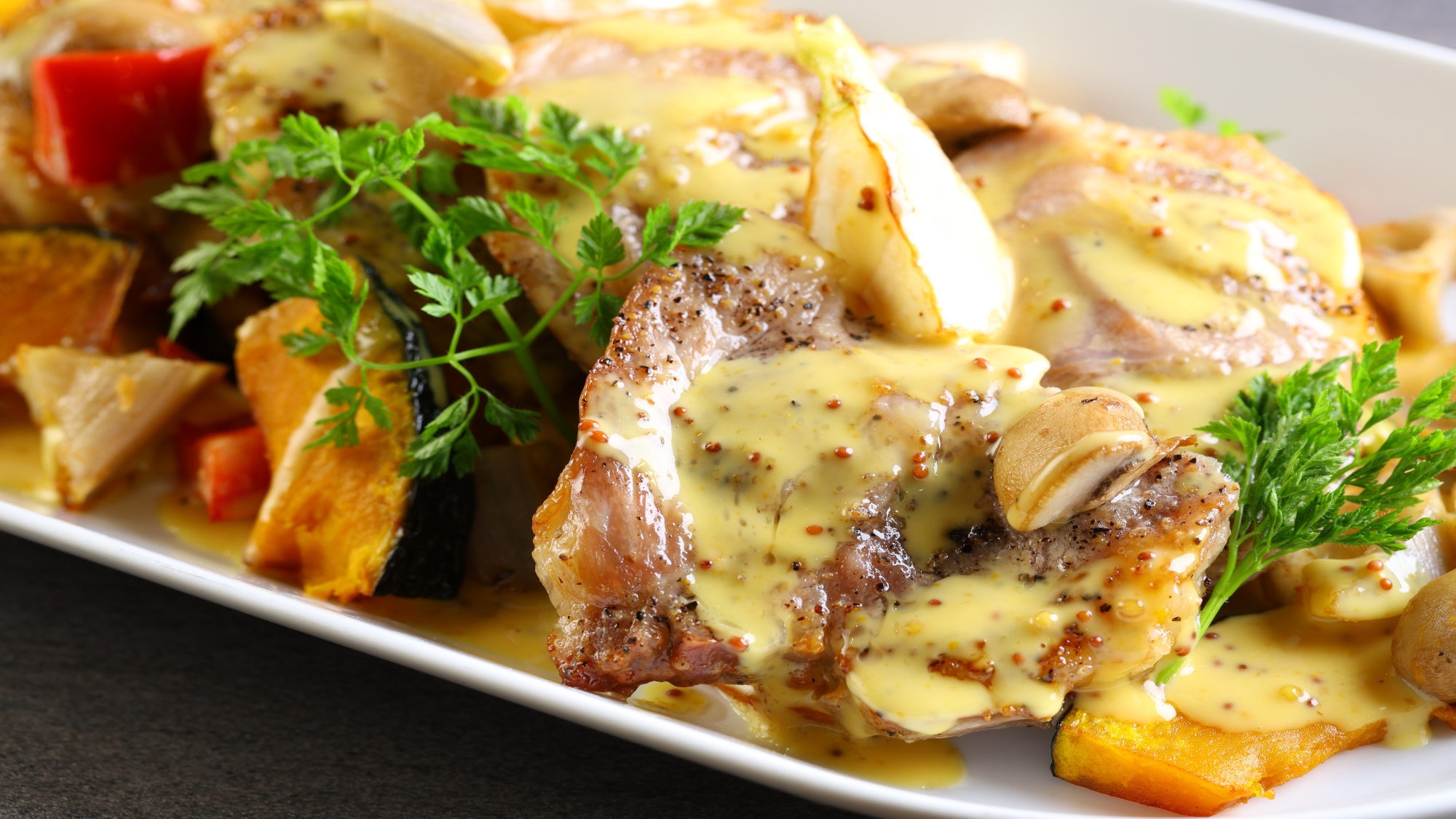 【かに食べ放題/ビュッフェ】郷土料理「なめろう」「金目料理」も食べ放題！約60種類の和洋ビュッフェ