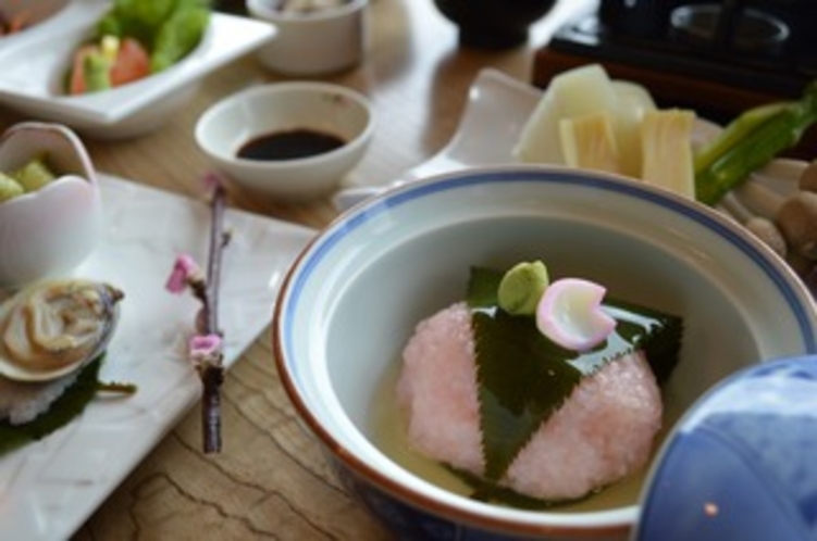 饗宴プラン（春）甘鯛桜蒸し　イメージ