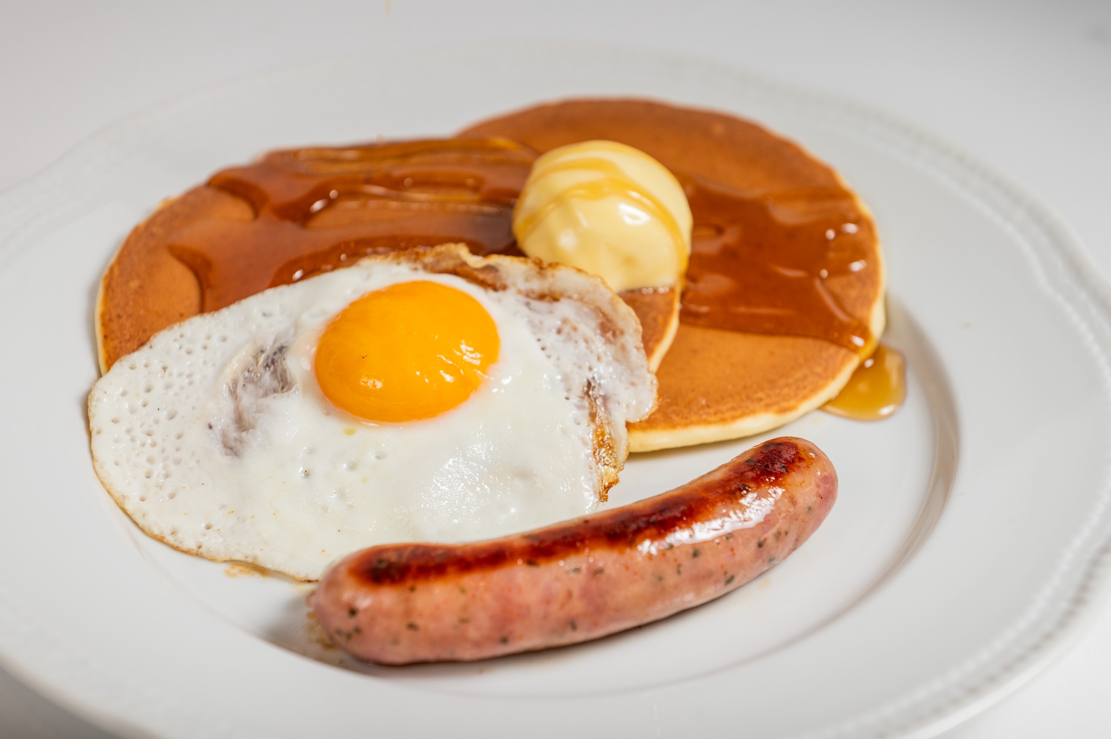 【朝食付き】ロイヤルホストビュッフェ朝食付きプラン♪〜フリードリンク付き