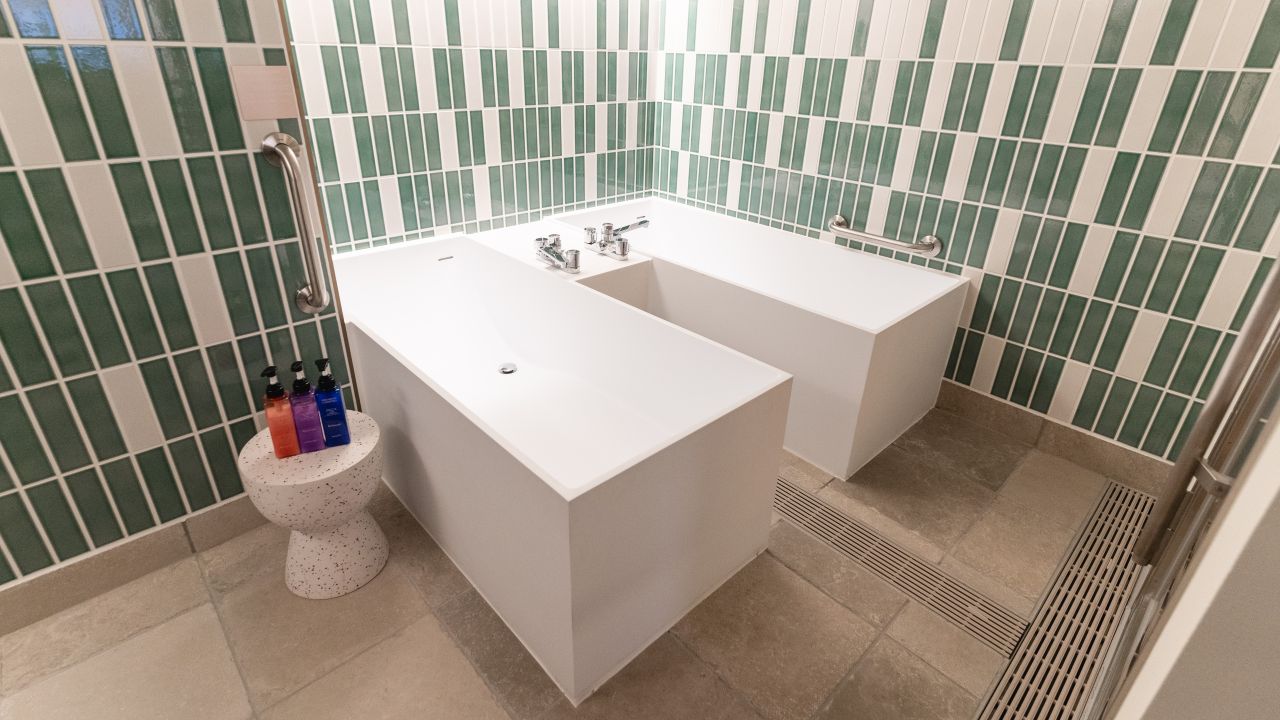 ロイヤルSaunaツインルーム～花京院～