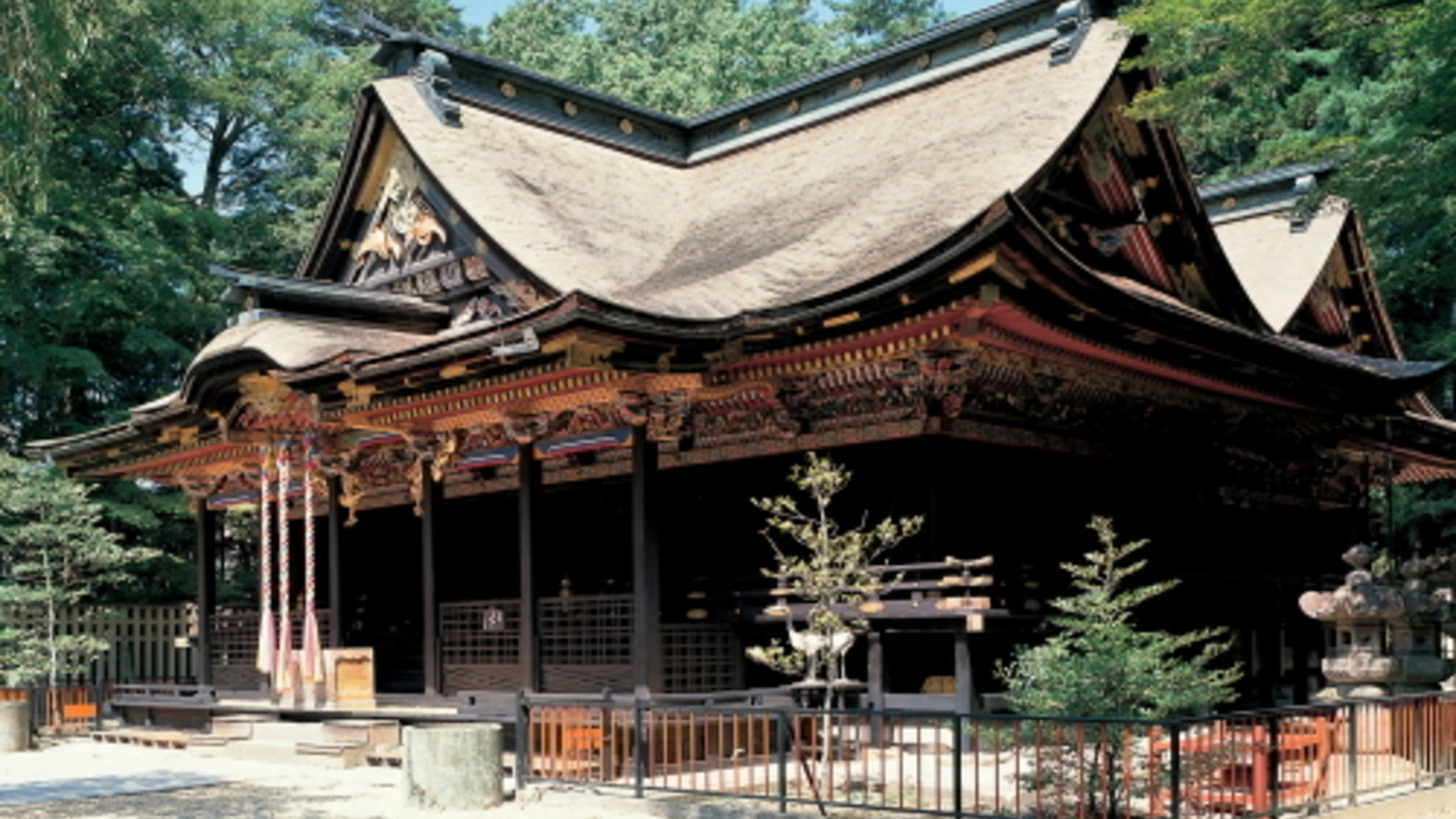 国宝指定神社。冬にはどんと祭りも開催☆【大崎八幡宮】