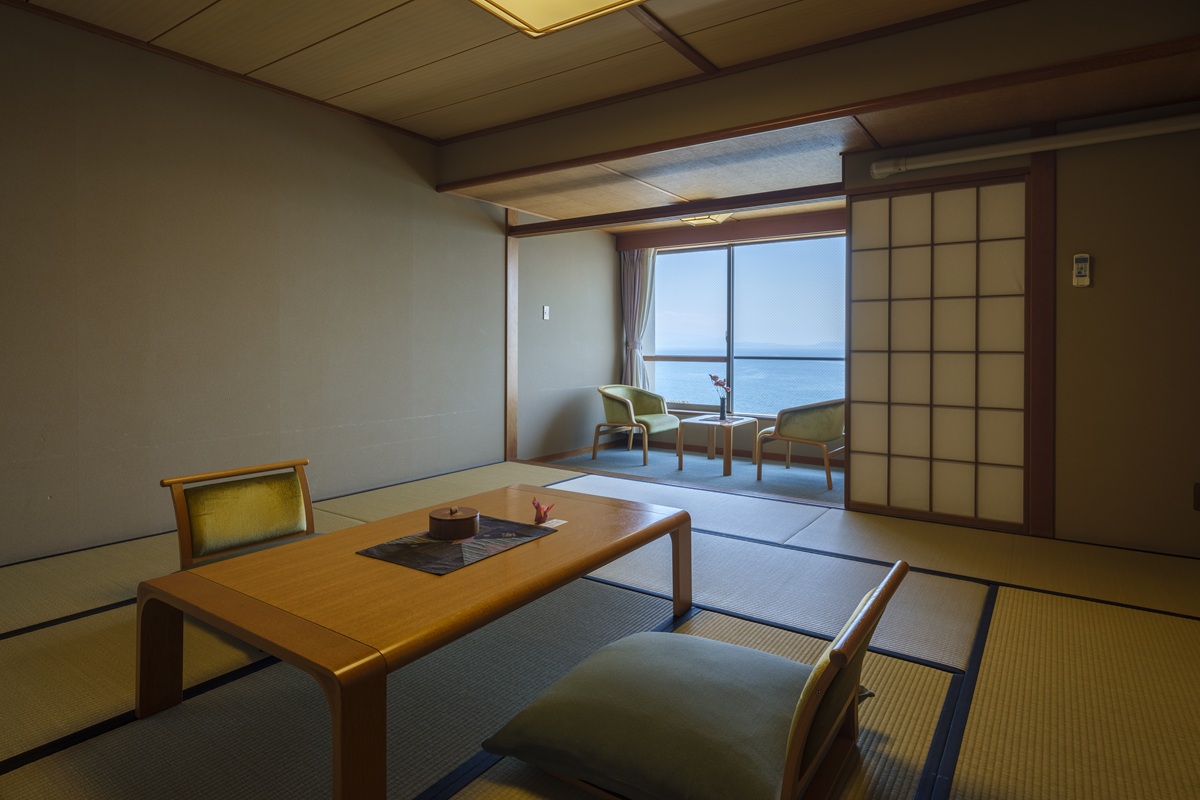 【禁煙】最上階８階お約束【海側和室12.5帖】※露天風呂無し