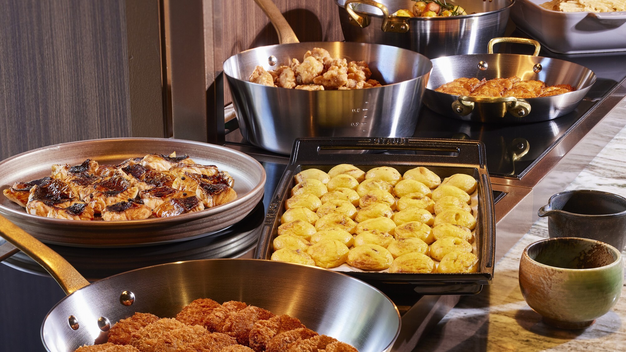 ［朝食：通年］  約80種類の朝食ビュッフェ