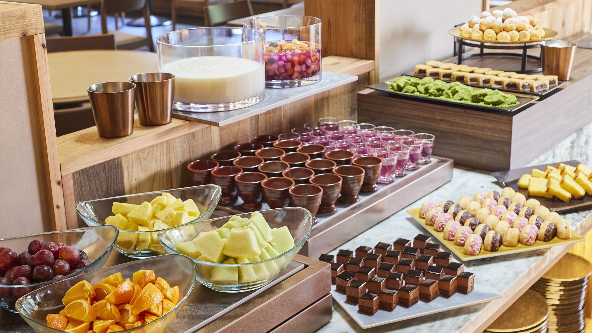 ［朝食：通年］  約80種類の朝食ビュッフェ