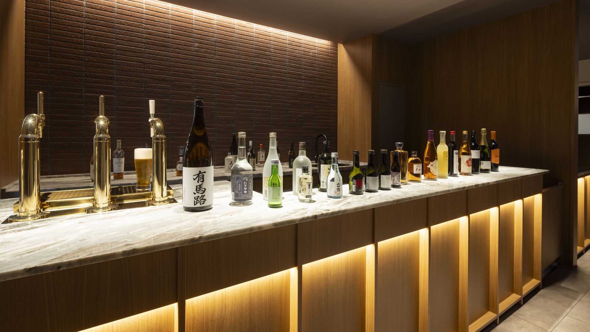 レストラン（2025年8月リニューアル）