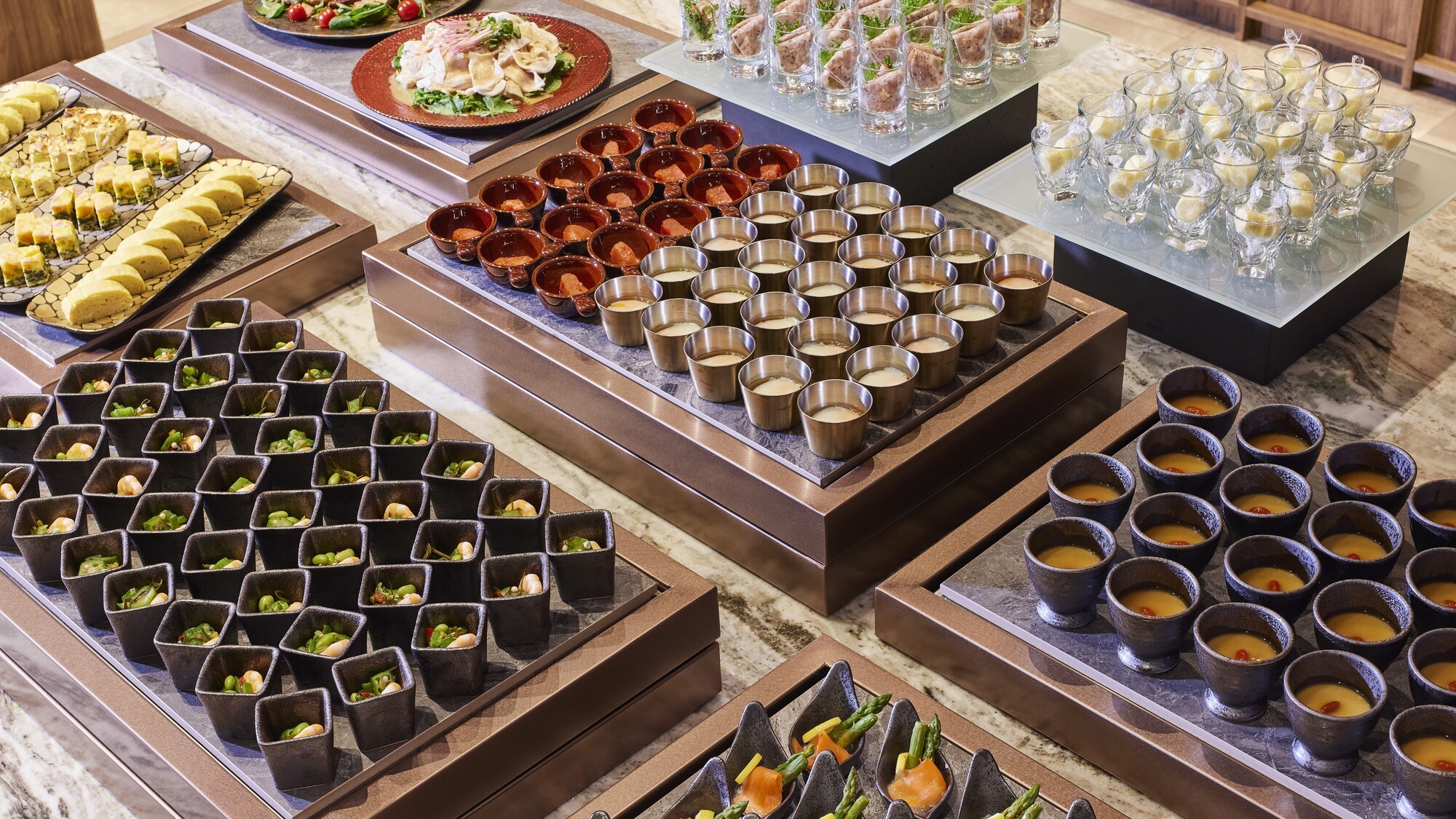 ［朝食：通年］  約80種類の朝食ビュッフェ