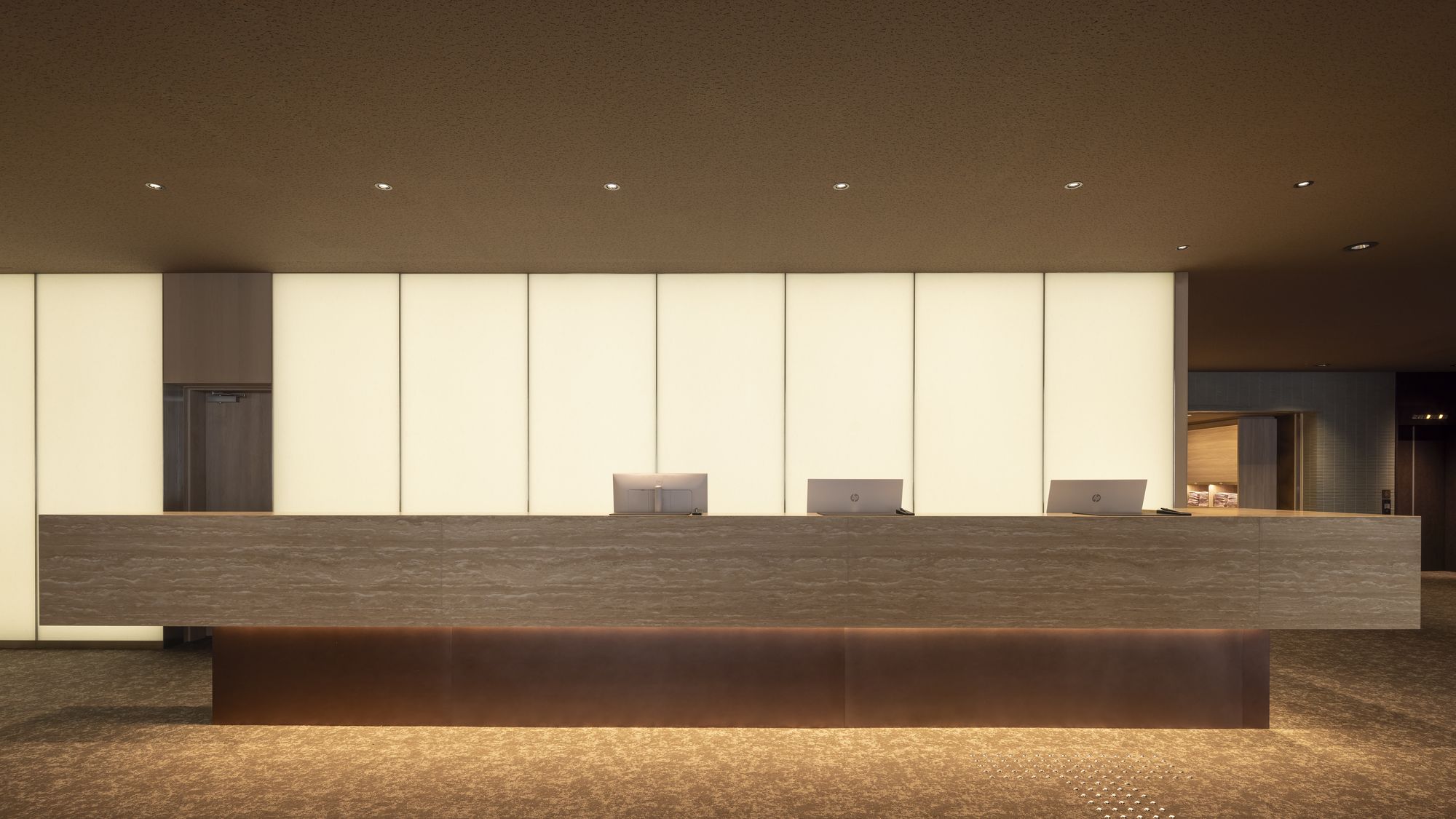 ロビー（2025年8月リニューアル）