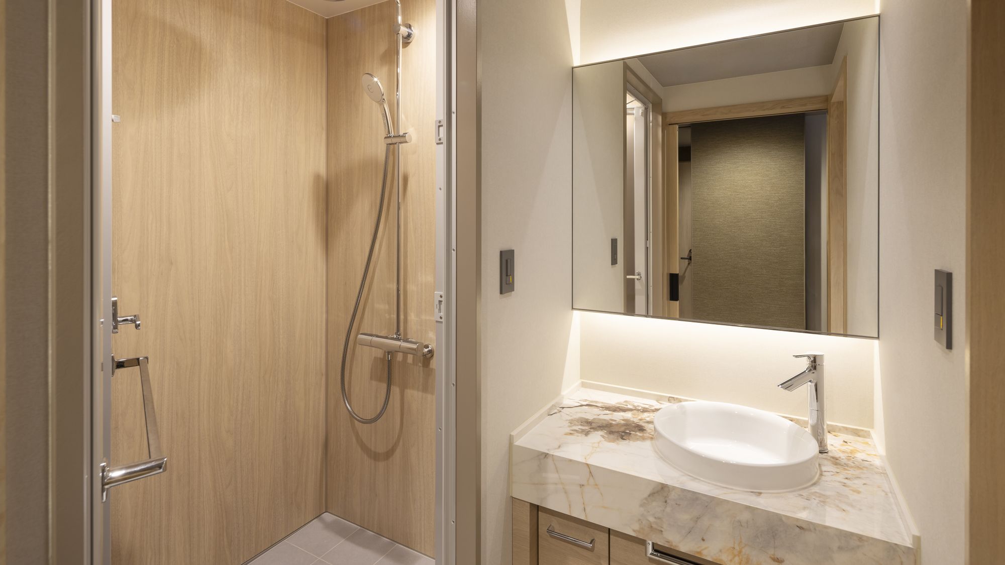 【2025年8月改装リニューアル】コンフォートツイン（シャワーブース付）