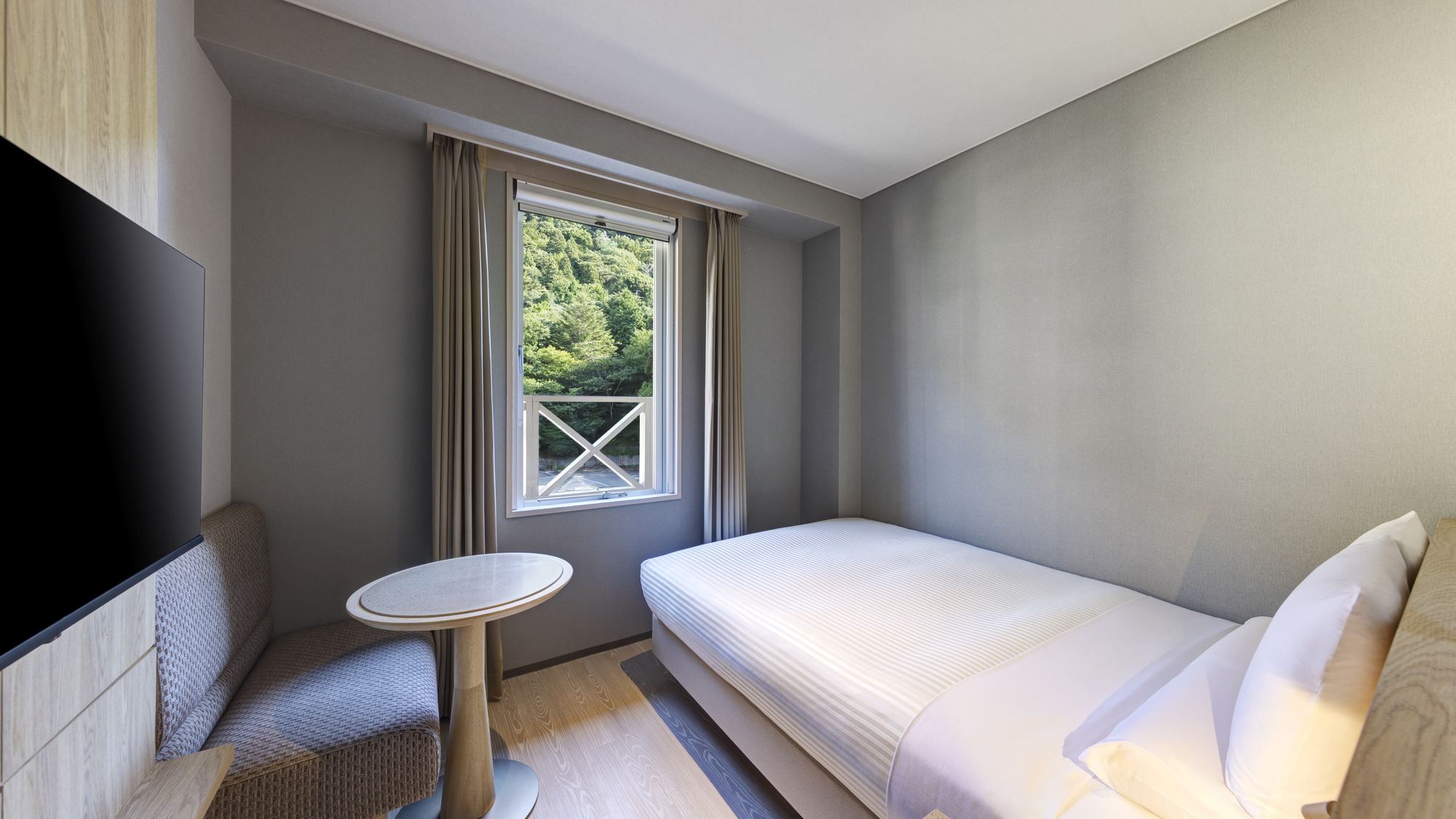 【2025年8月改装リニューアル】スタンダードダブル（バス付）