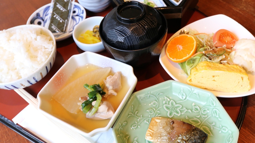【朝食：和食】サンライズインの朝食は和食と洋食からお選び頂けます。