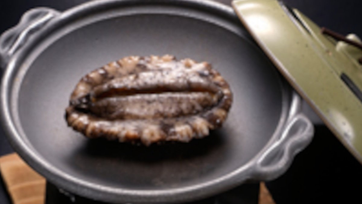 【あわび焼き付き】ご夕食は青森食材の逸品＋ライブキッチンのビュッフェ♪