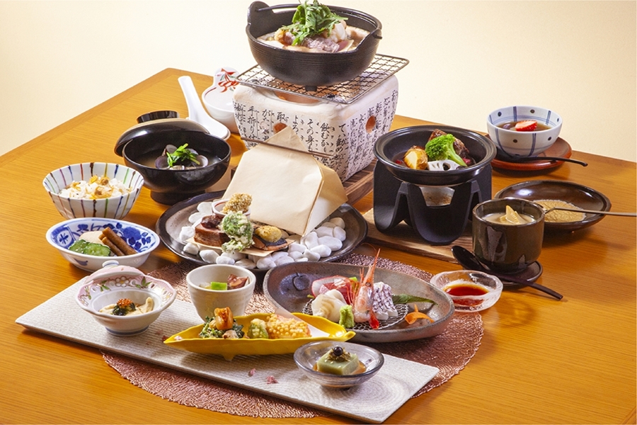 南部屋・海扇閣のねぶたダイニング「龍王」の会席料理