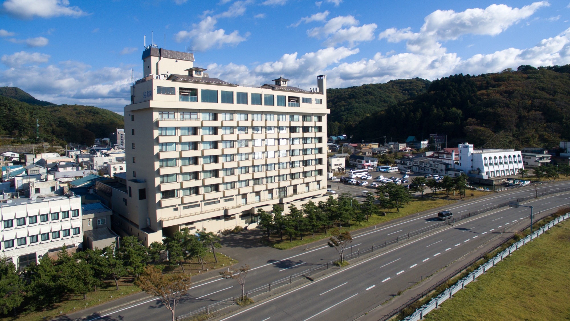 ★陸奥湾がすぐそこ！交通も便利な好立地