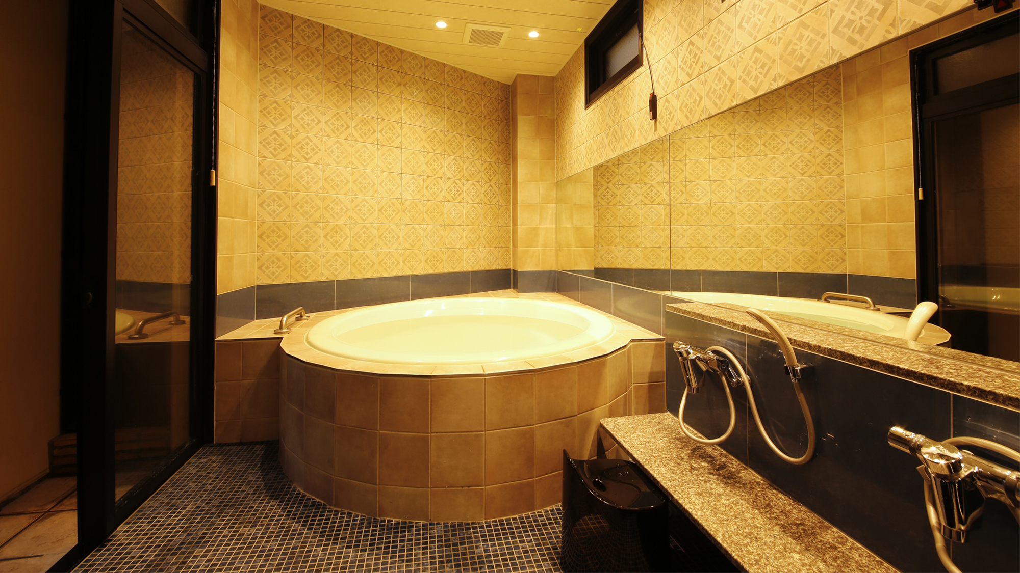 貸切風呂「みなもの湯」