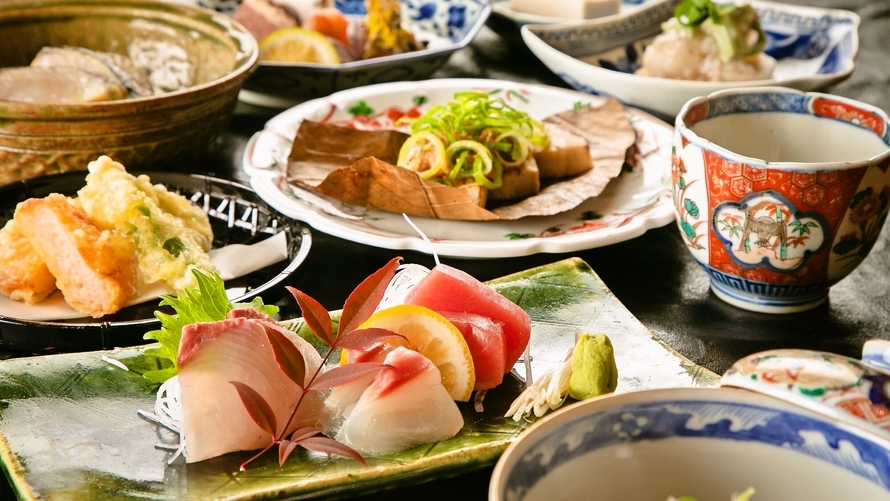 【さき楽30】30日前のご予約で4000円OFF！湯本屋特製創作会席プラン（2食付）