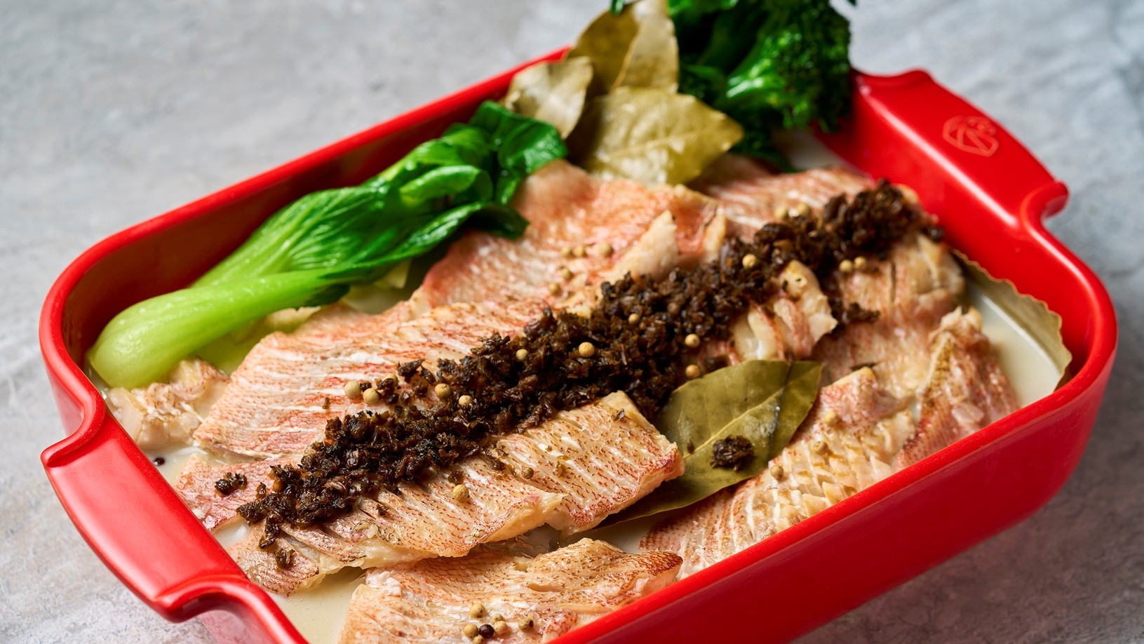 2025年7月☆ドッグフレンドリールーム誕生☆愛犬と寛ぐ新客室と和洋中ビュッフェ堪能プラン＜2食付＞