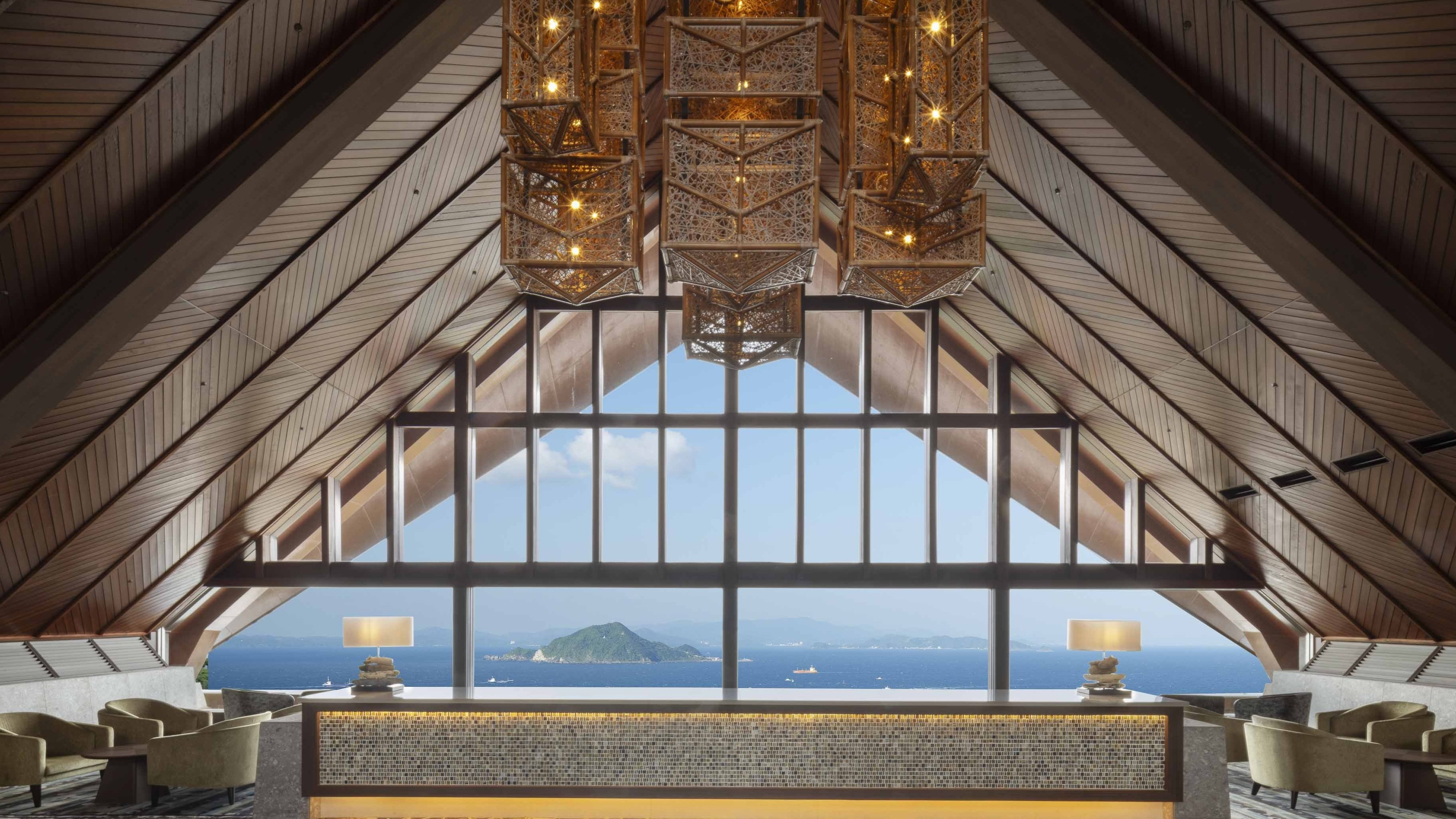 海を望めるカフェ【SARAS CAFE（サラスカフェ）】