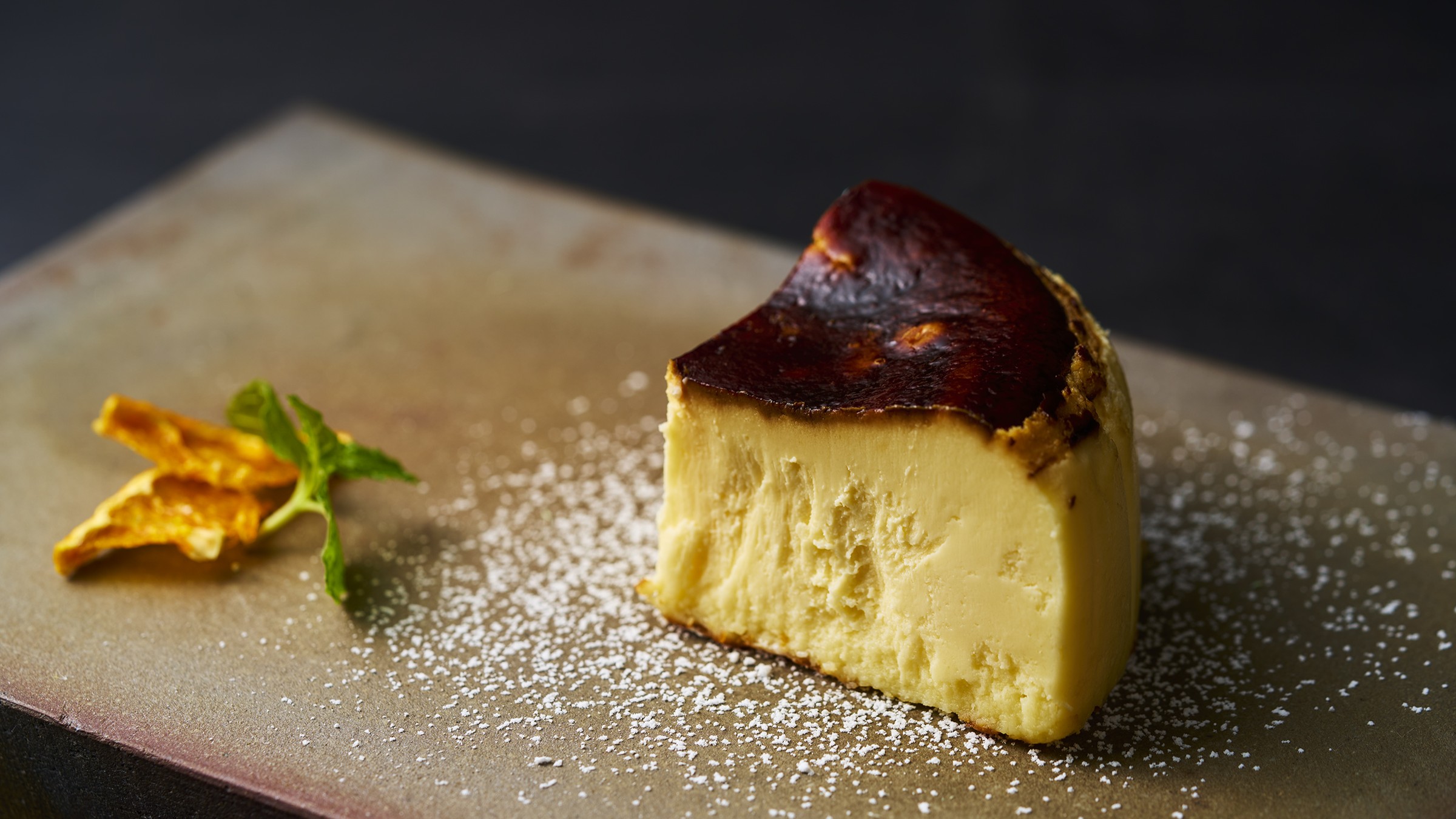 カフェメニュー／バスクチーズケーキ