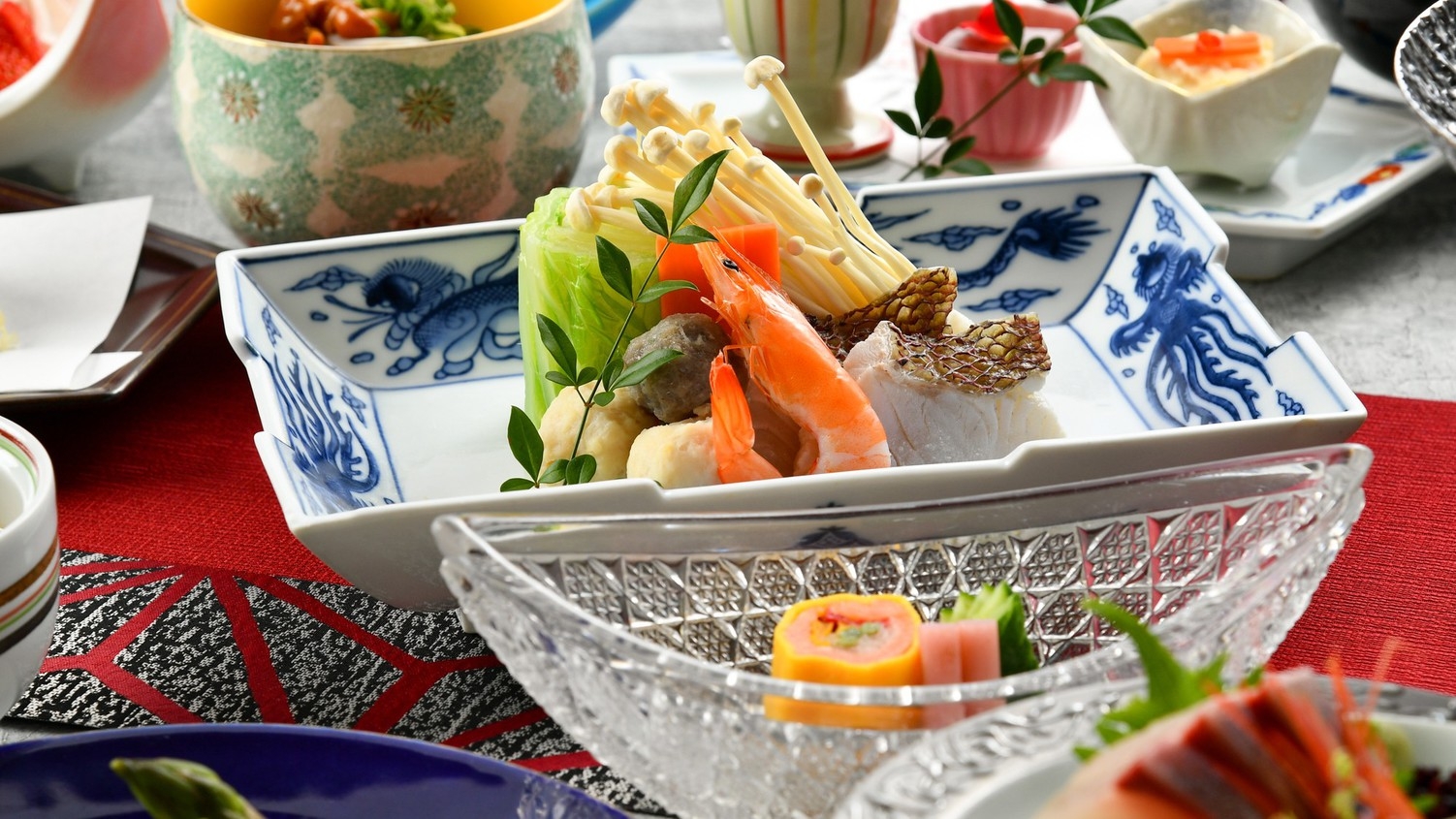 14300円〜【お客さま感謝月間】1日2組様限定！源泉かけ流し貸切風呂1回無料★一泊二食最安値