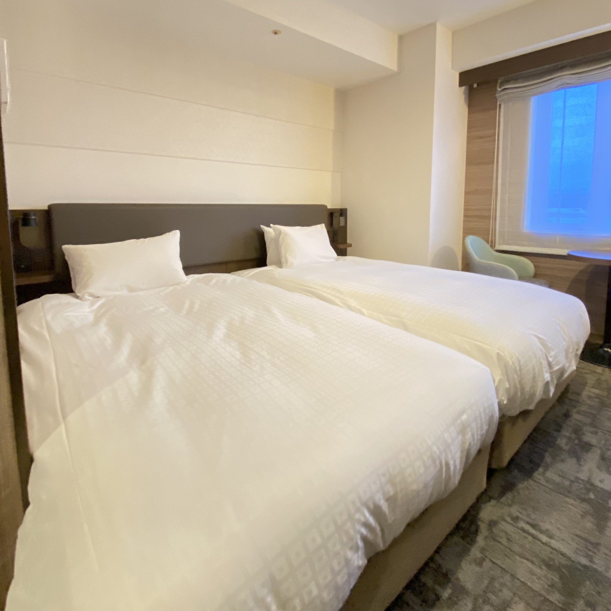 【別館】ツイン・湖側■18平米＜禁煙＞