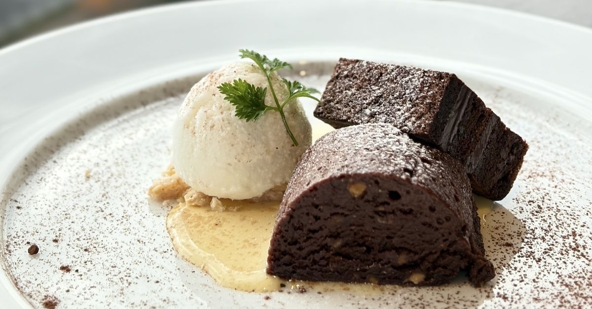 【大人の冬ひとり旅】自分を甘やかす冬のリフレッシュ滞在！ /カフェ・夕・朝食付