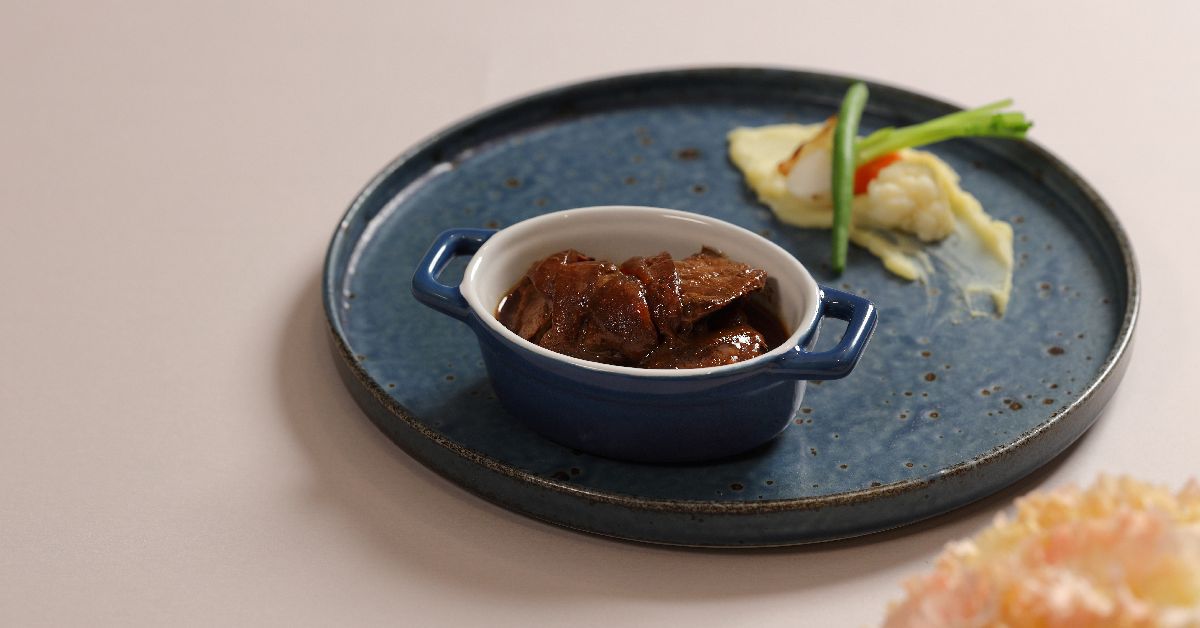 ＜10％OFF＞地産地消のハーフコースを夕景レストランで満喫！/ 夕・朝食付