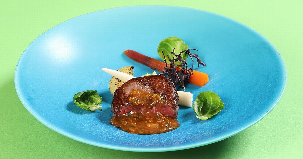 おすすめ【地元食材を堪能！】レストランで楽しむ季節のハーフコース♪／夕・朝食付プラン
