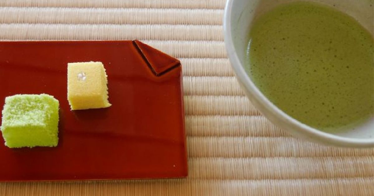 【地元ガイドと行く！】国宝松江城登閣＆！大名ゆかりの茶室で茶道体験付きツアーガイドプラン＜素泊まり＞