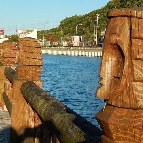 【網走川のニポポの欄干】