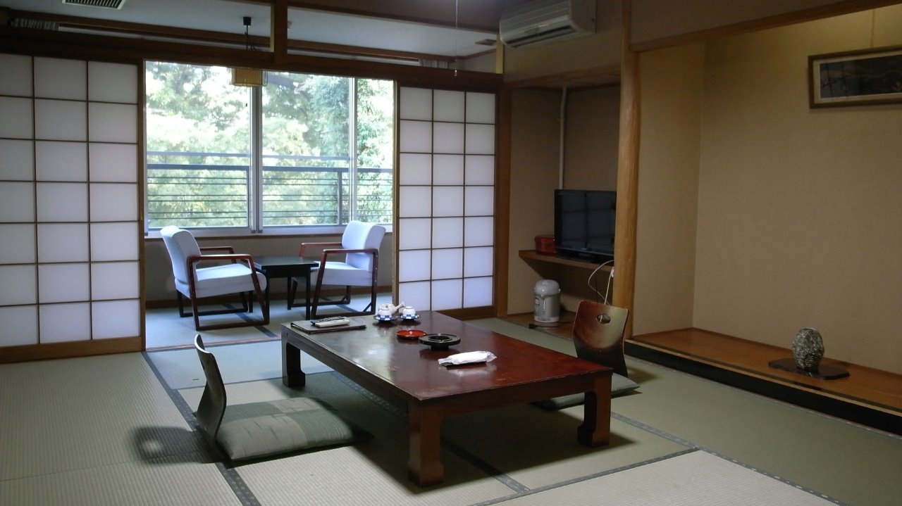 【夕食お部屋食】カップルやご家族で☆お部屋でゆっくりお夕食プラン