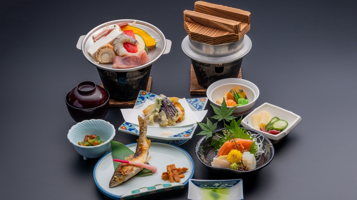 【１月限定☆３つの特典付き】あけましておめでとうございます♪新春お年玉プラン◇夕食レストラン◇