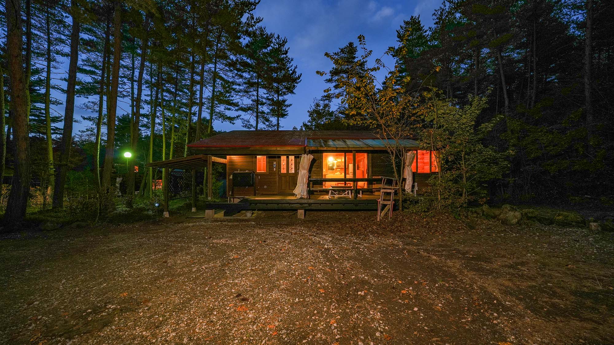 ・【カール】最大4台駐車出来ます。転回もできる広々スペースです