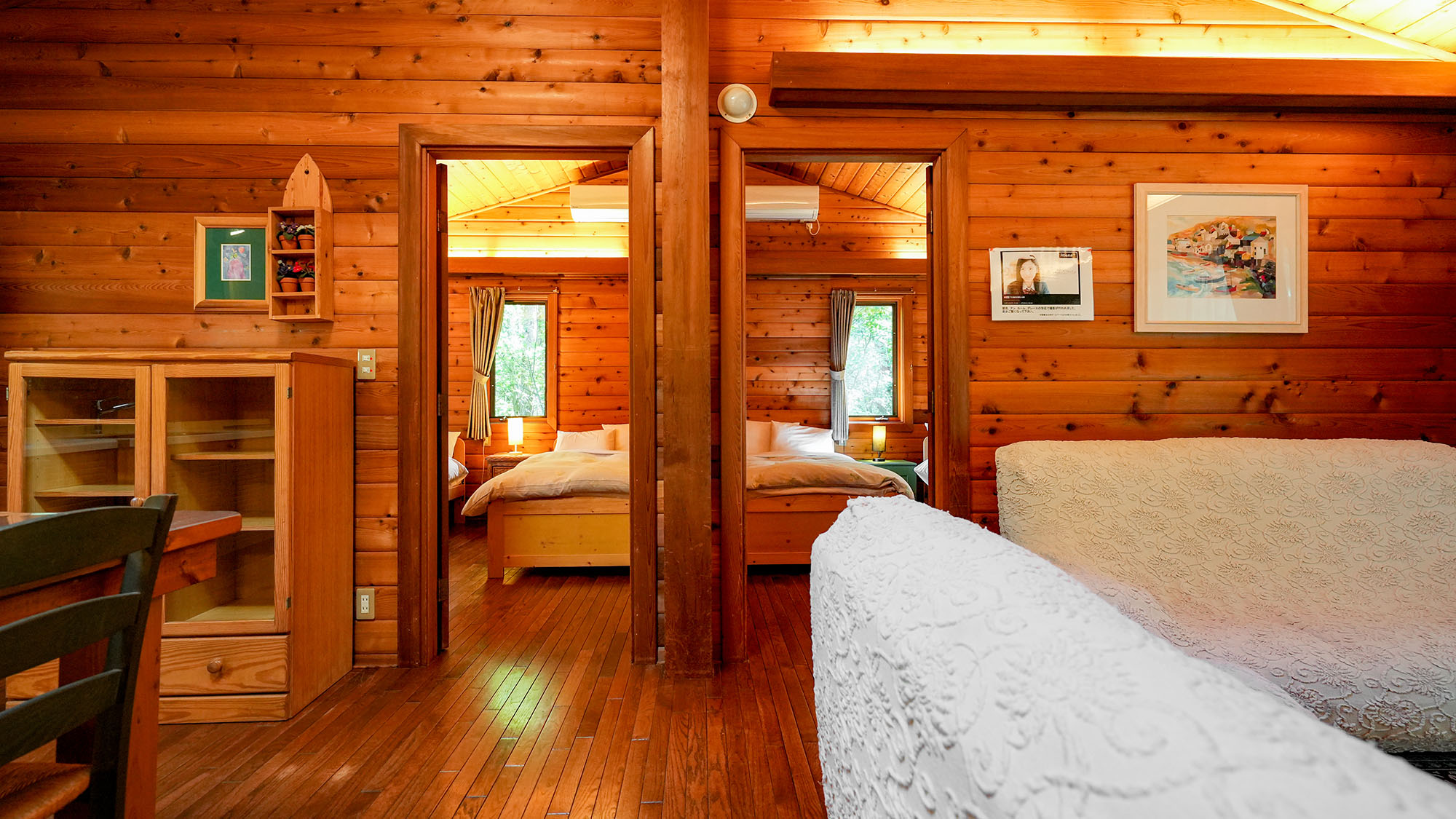 ・【カール】2部屋に分かれたベッドルーム。リビングダイニングからすぐにお休みいただけてます