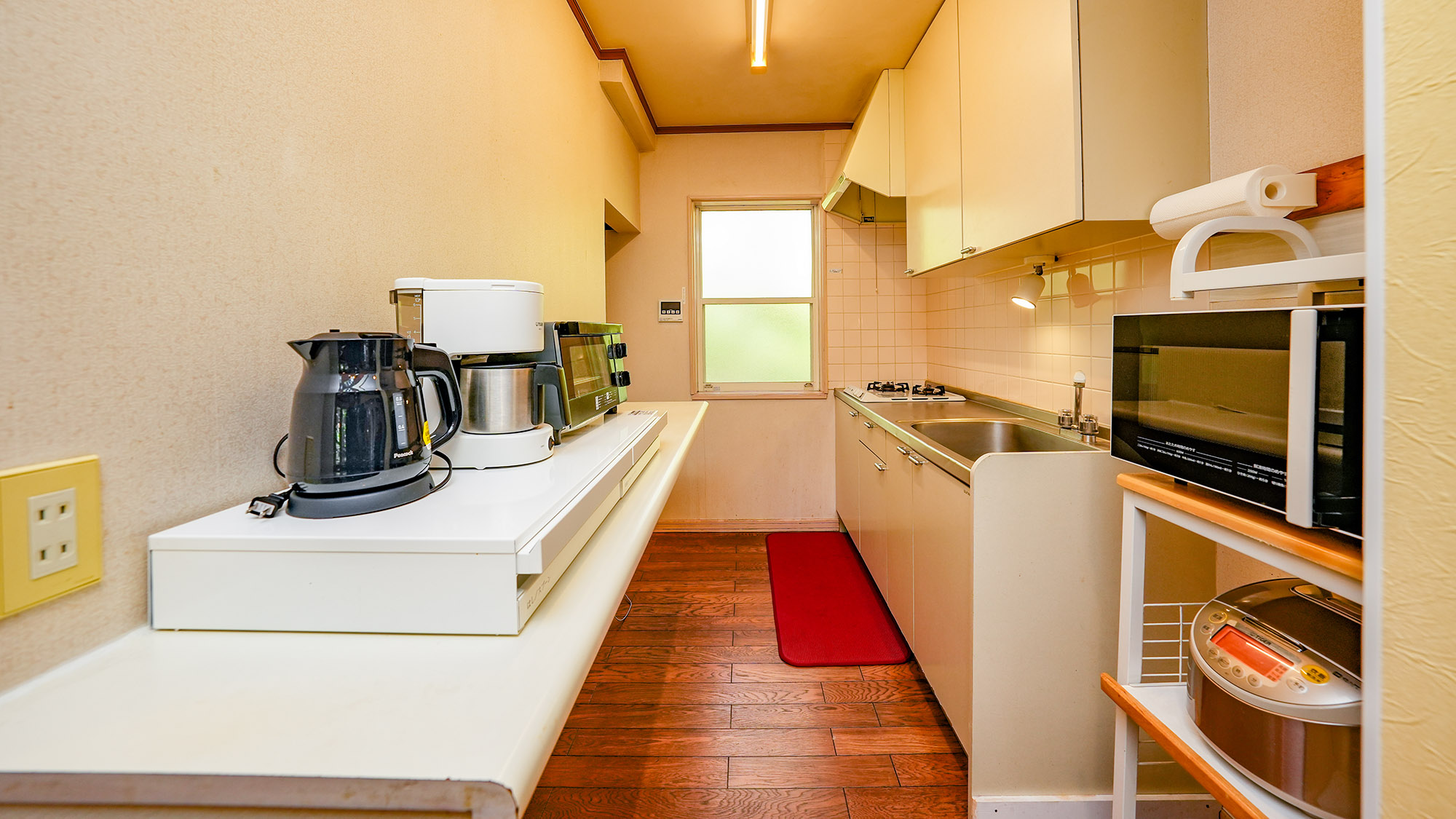 ・【エクセル】食器や調理器具を完備。食品衛生上、調味料のご用意はございません