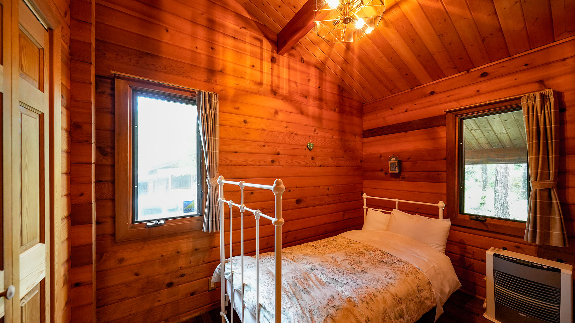 ・【アン】シングルベッドルーム。5名様利用から開放いたします※4名様までの場合はクローズしております