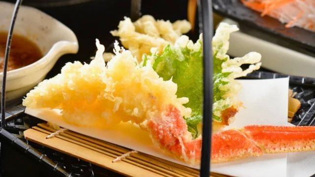 【1日限定30食】すべてのお料理に越前活がに2杯使用【極魅コース】12/1〜2027.3/31