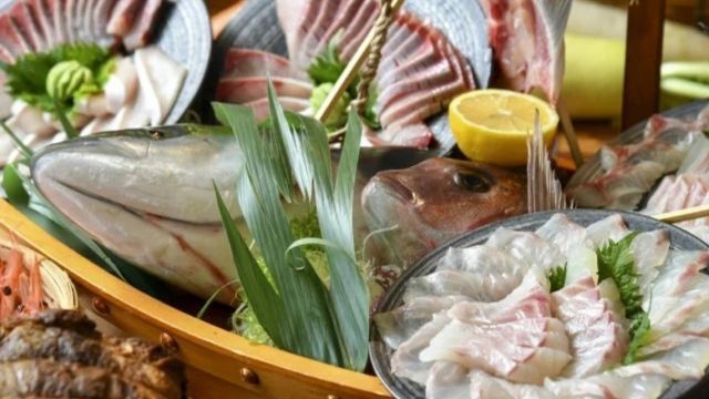 2027年1月3日、4日限定　【焼きがに・かに刺しセット付】福井の名物うまいもんビュッフェ