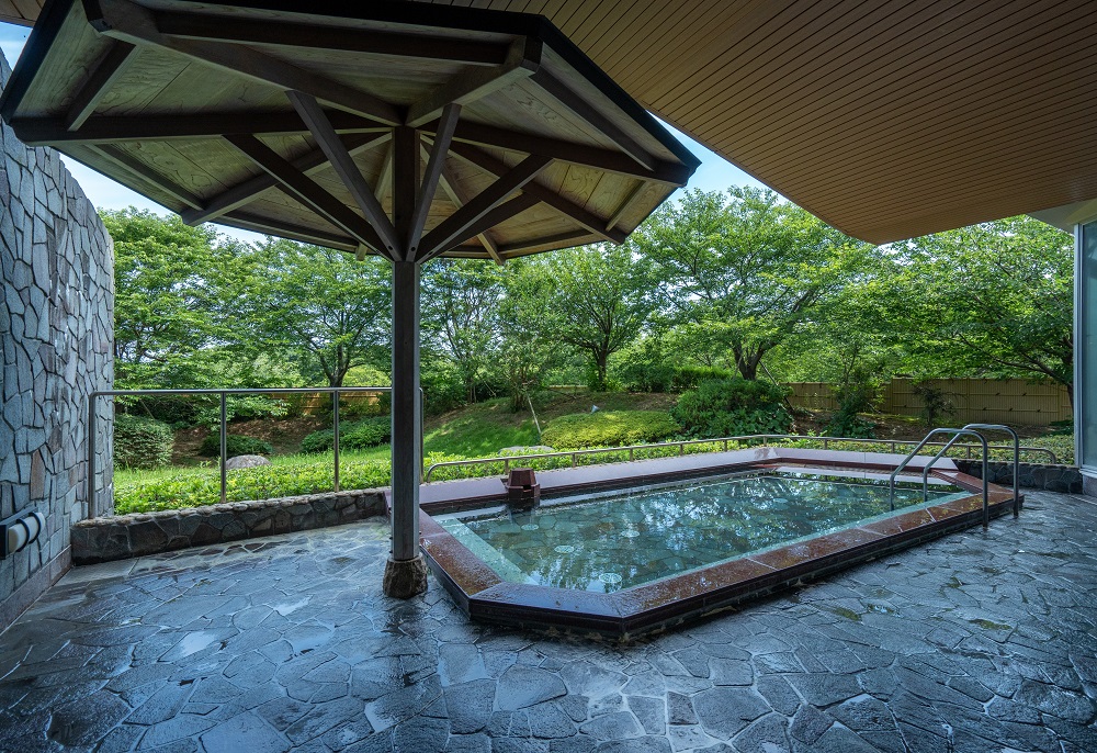 自慢の庭園露天風呂