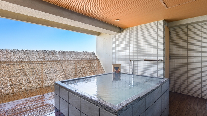 【鳥取・島根県民限定3大特典付】食のみやこ鳥取会席＜20時間ステイ＆貸切風呂＆割引券付＞