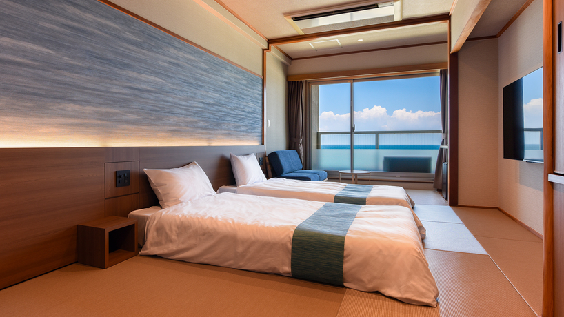 *【東館】和室7.5畳：和室の居心地とベッドの寝心地を兼ね備えました