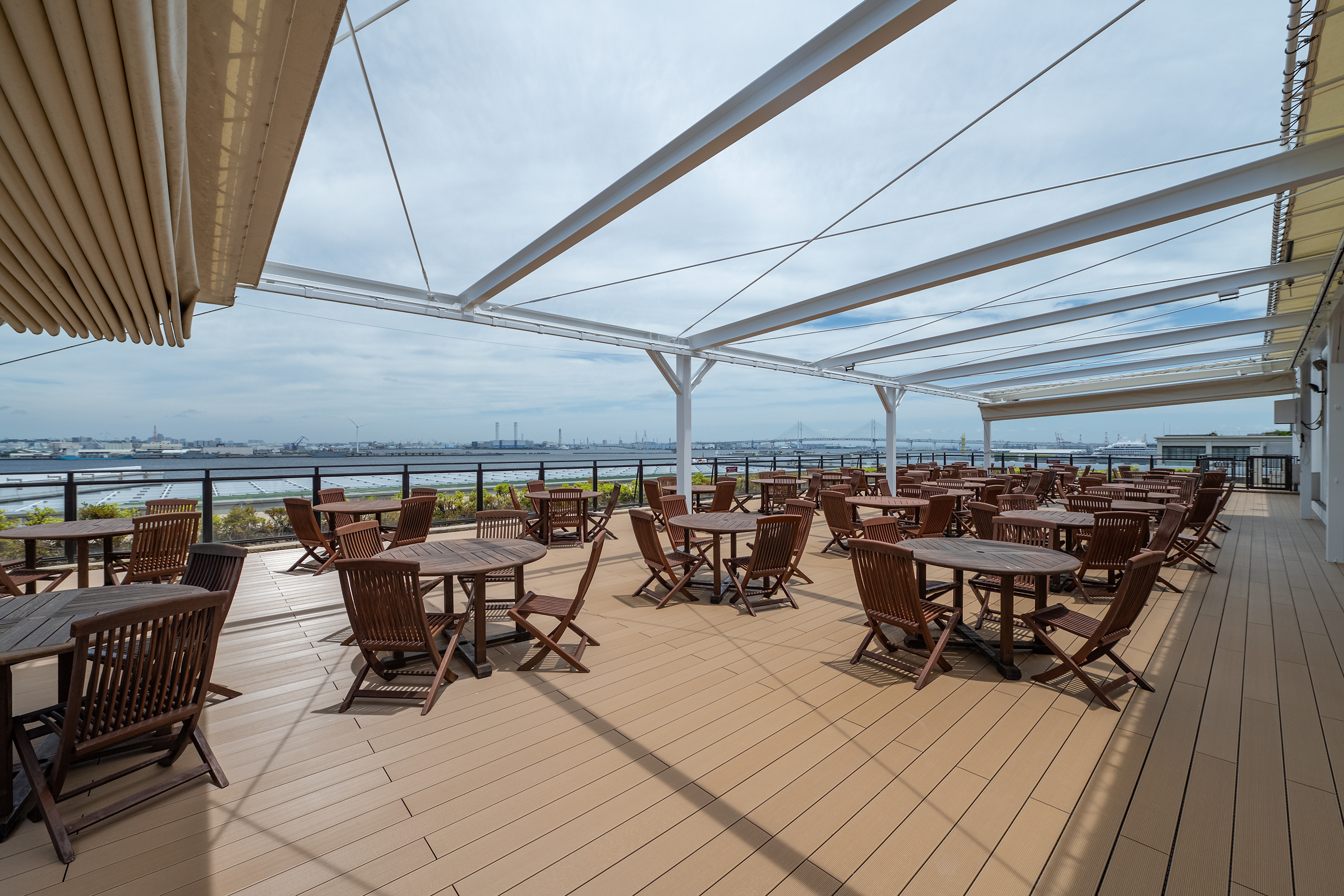 ベイブリッチデッキ