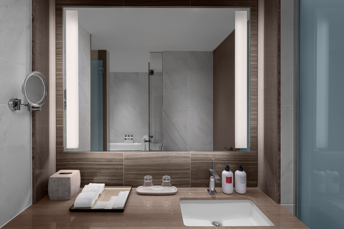 鳥スイート クラブラウンジアクセス(バスルーム)